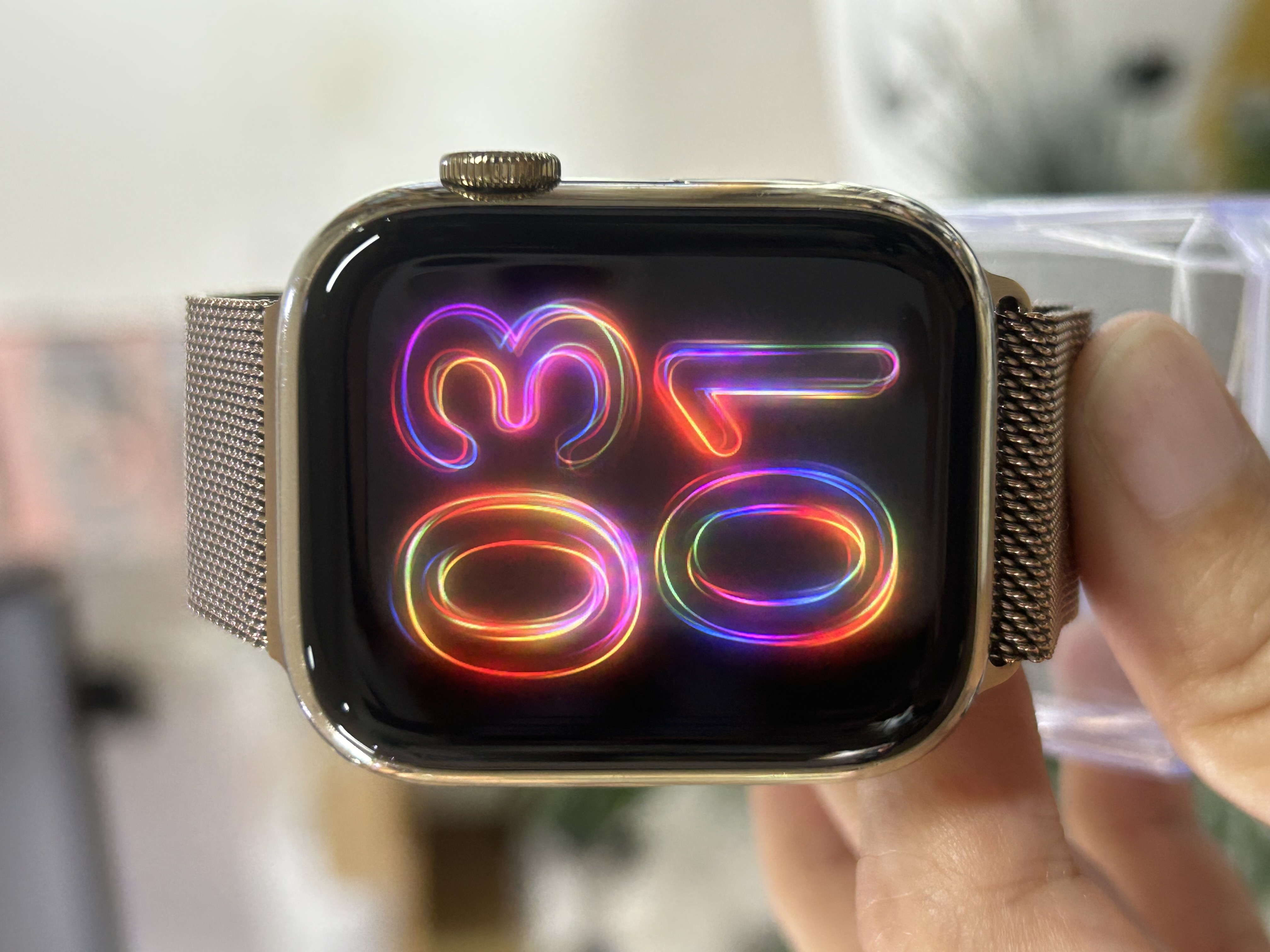 Apple Watch Series 7 45mm Thép Gold eSIM